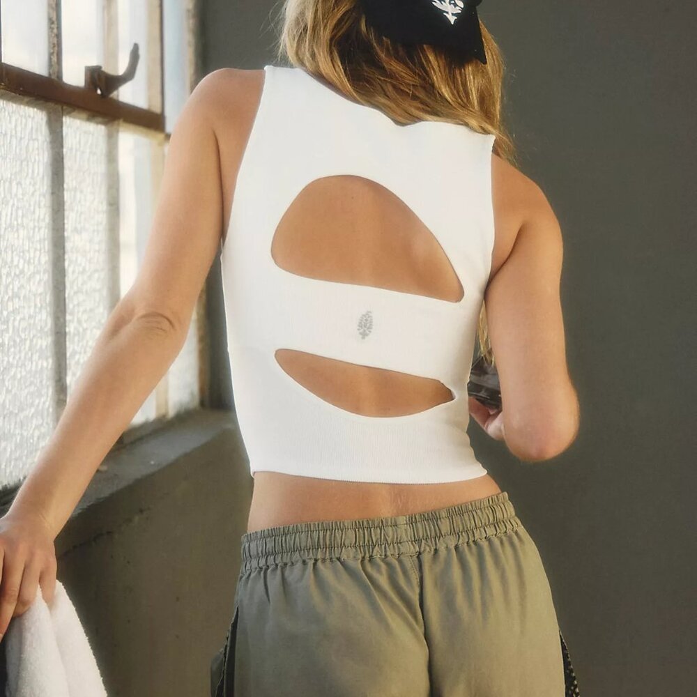 FP Movement Free Throw Unwind Cami Womens size M/L NWT